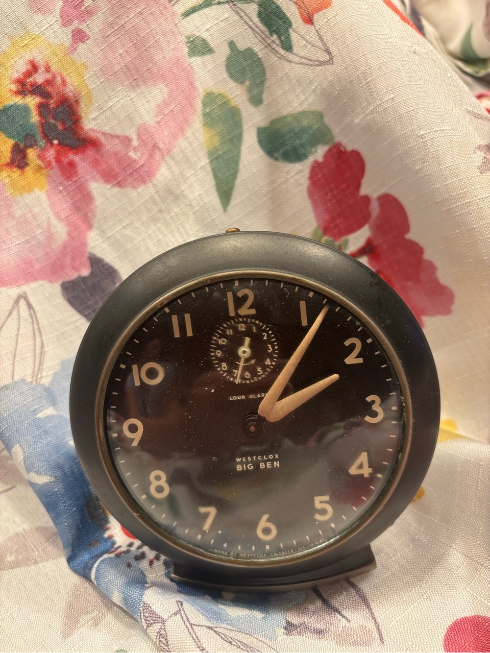 Big Ben Black Vintage-Style Alarm Clock in working condition